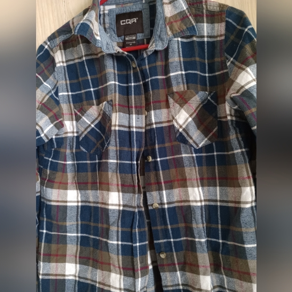 CQR plaid long sleeve button up shirt. - Picture 2 of 4